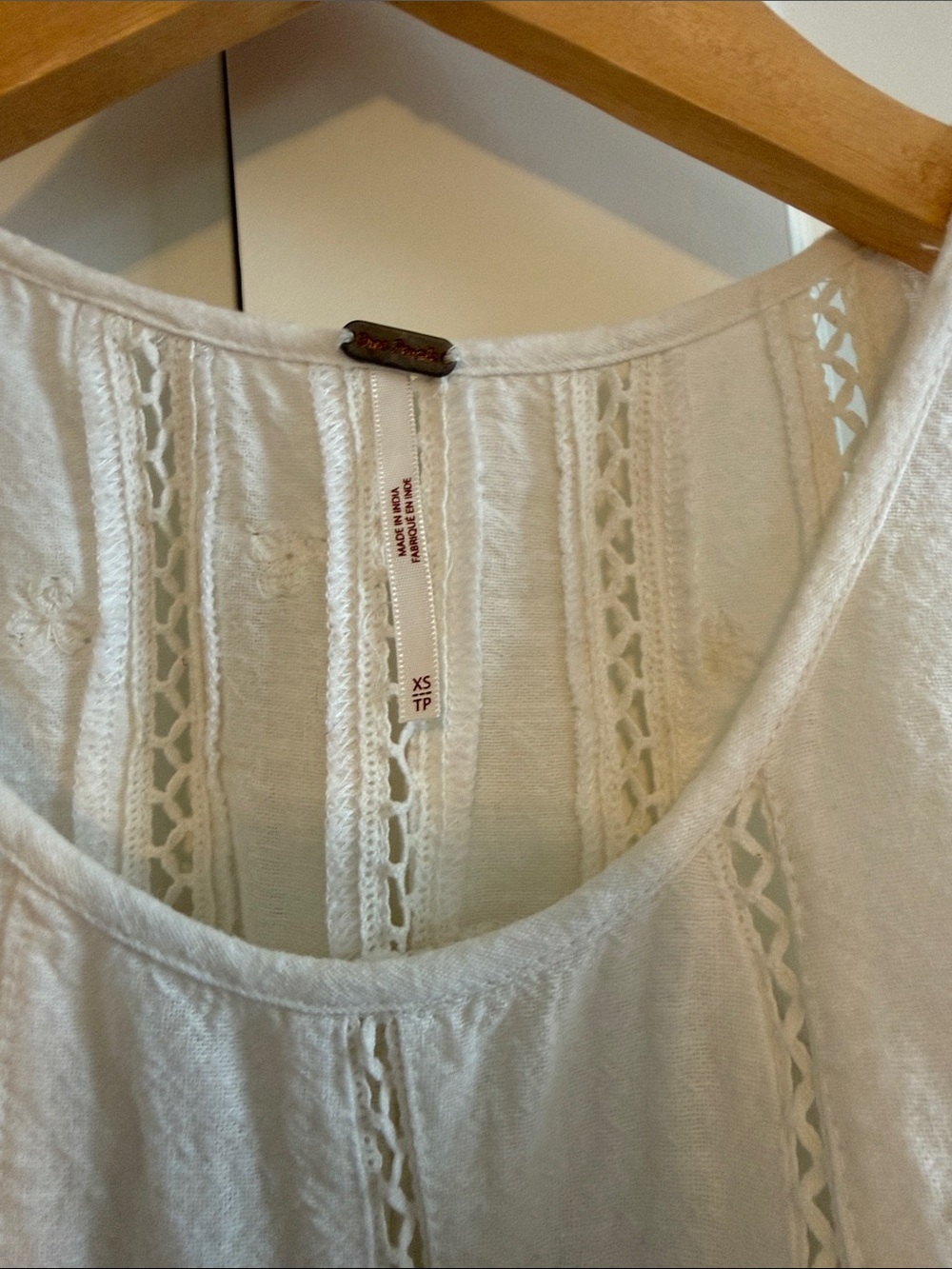 Free People Boho Eyelet Swing Tank | Crochet Lace | White | XS - Picture 5 of 6